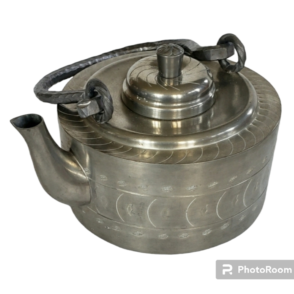 COPY - Heavy Tin Teapot w/Hammered Metal Handle